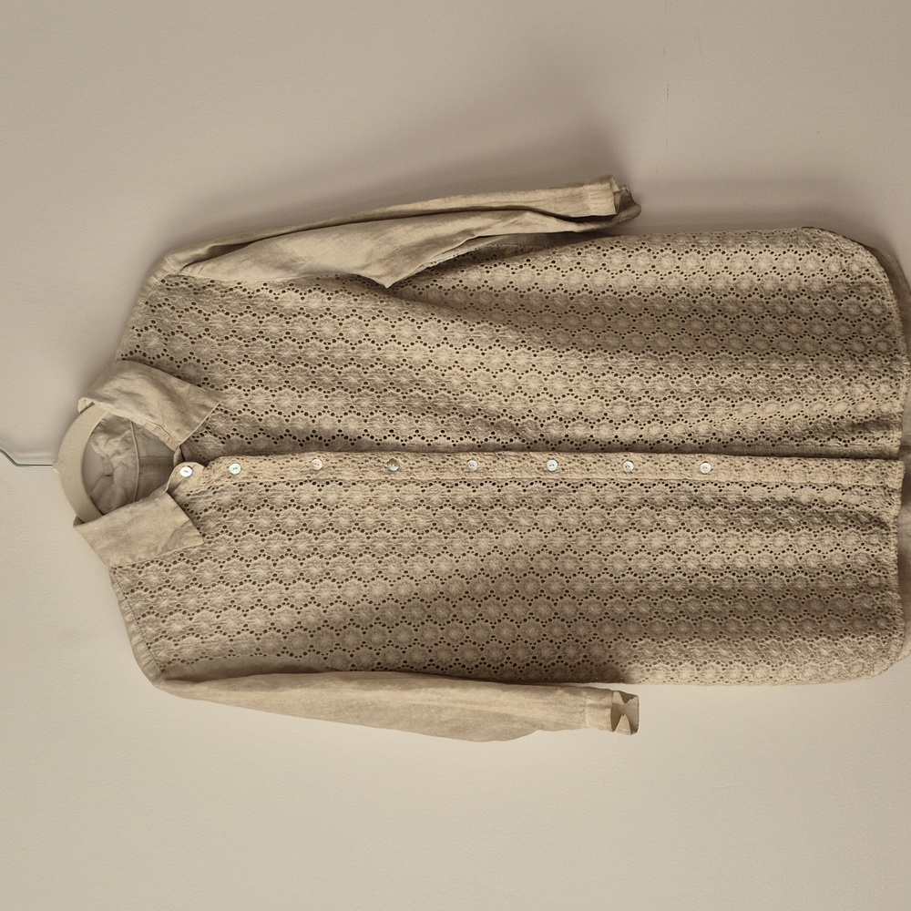 100% Linen Button-Up